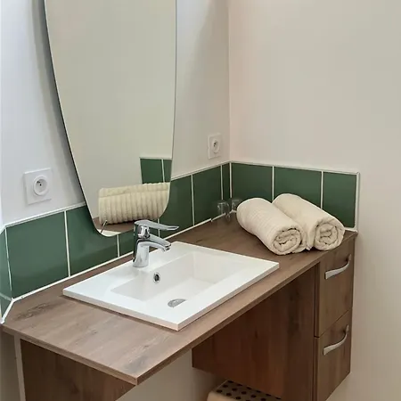 L Ecurie Du Petit Moulin * 勒贝克埃卢万